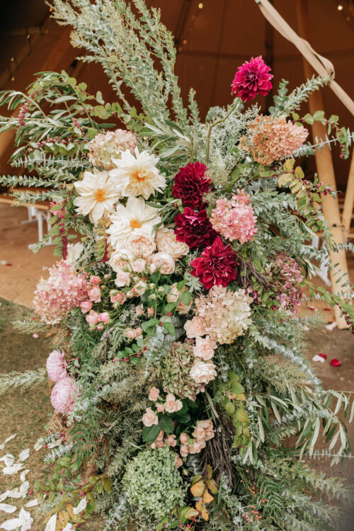 Deconstructed archway ceremony entrance, James Thomson Photography